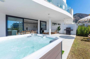 797 HOLIDAY RENTALS - Lujoso apartamento para 6 con jacuzzi en Higueron